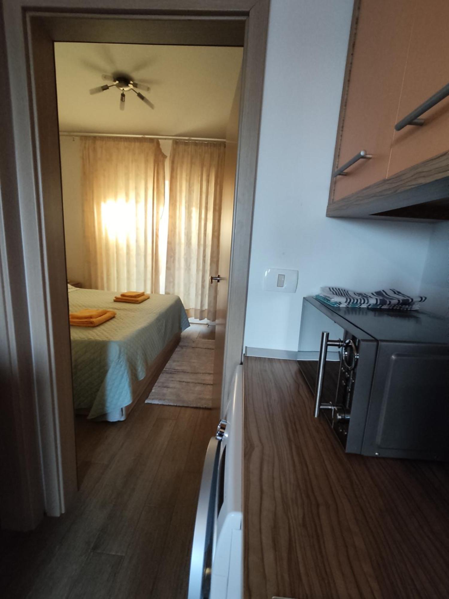 Apartment Rea โคเปร์ ภายนอก รูปภาพ